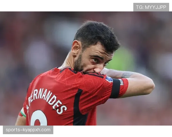 B费与德布劳内球权使用分化：终结集中化 vs 组织体系化