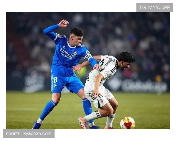 巴尔韦德战术体系如何制约球队创造力与进攻自由度