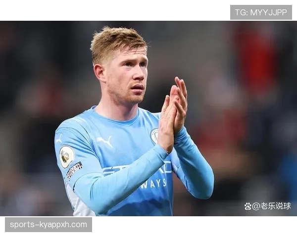 德布劳内与哈维历史地位差距的核心体现：技术风格、时代角色与冠军含金量的对比分析