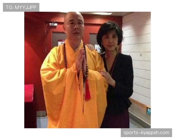 朱琳训练完直接啃鸡腿？这自律人设有点晃