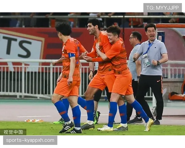 换人次数规则：比赛中允许的最大换人及加时替补规定